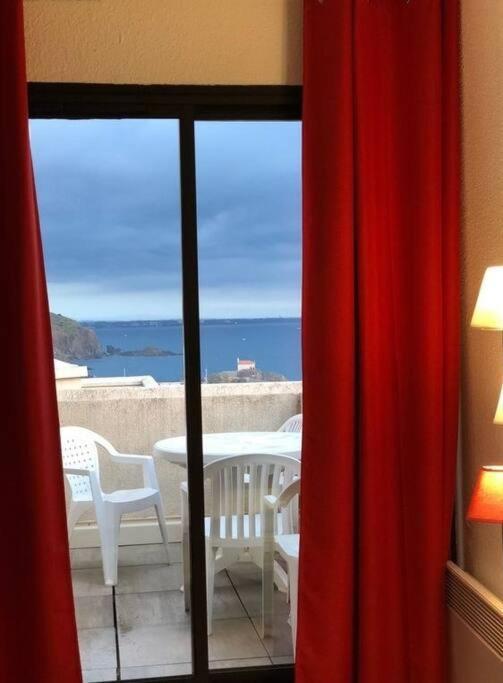 Location Vue Mer Du Samedi Au Samedi, Clim, Parking, Piscine, Plage Collioure Extérieur photo